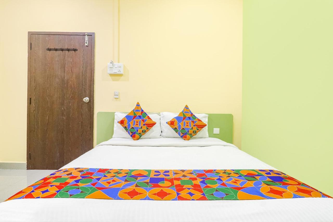 Fabexpress Airport Stay Inn - Nr Hyderabad International Airport, Shamshabad Exterior photo